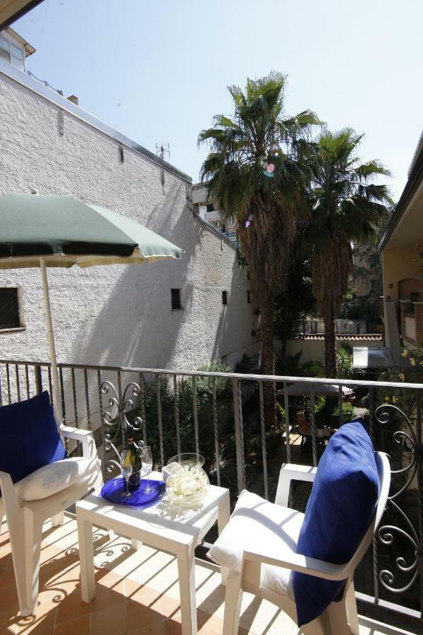 Residenza D'Epoca B&B Celeste Caserta Exterior photo